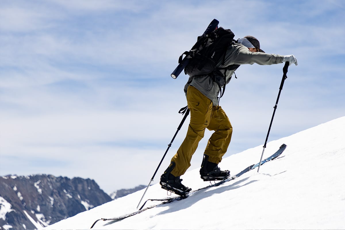 Jones Snowboards 公式サイト スノーボード、スプリットボード、アウターウェア、バックカントリーギア